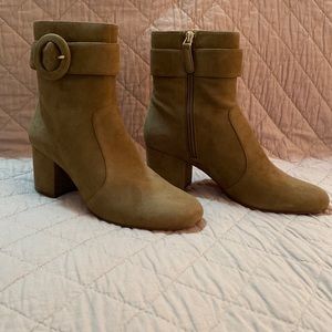 NEW!! NINE WEST QUILBY BOOTIES. Suede. Size 8 1/2.  Darkish tan color.